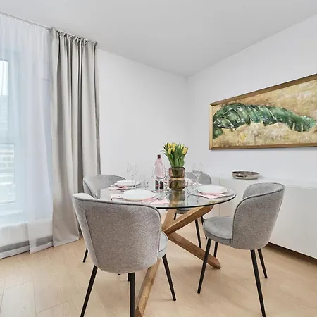 Apartmán Prestige Gwiazdzista With Free Garage In By Renters