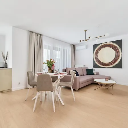Apartmán Prestige Gwiazdzista With Free Garage In By Renters Vratislav