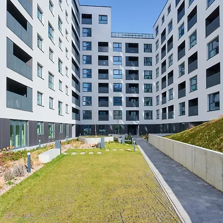 Daire Prestige Gwiazdzista With Free Garage In By Renters *